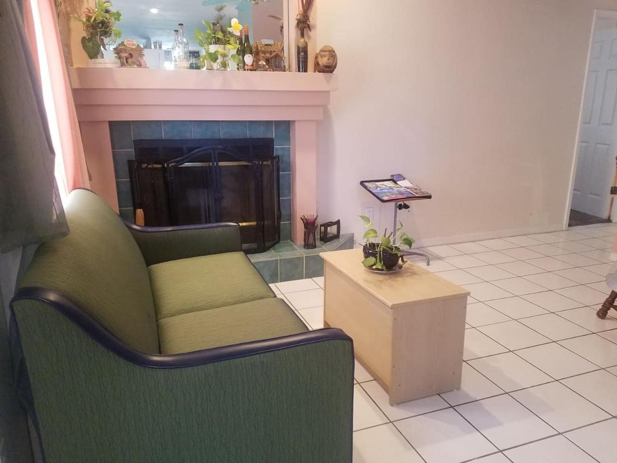 Cozy And Conveniently Located Pool Home With Free Wifi Tampa Extérieur photo