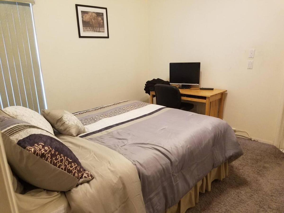 Cozy And Conveniently Located Pool Home With Free Wifi Tampa Extérieur photo