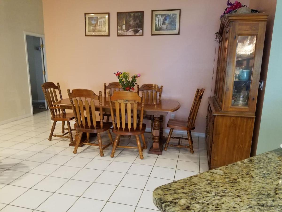 Cozy And Conveniently Located Pool Home With Free Wifi Tampa Extérieur photo