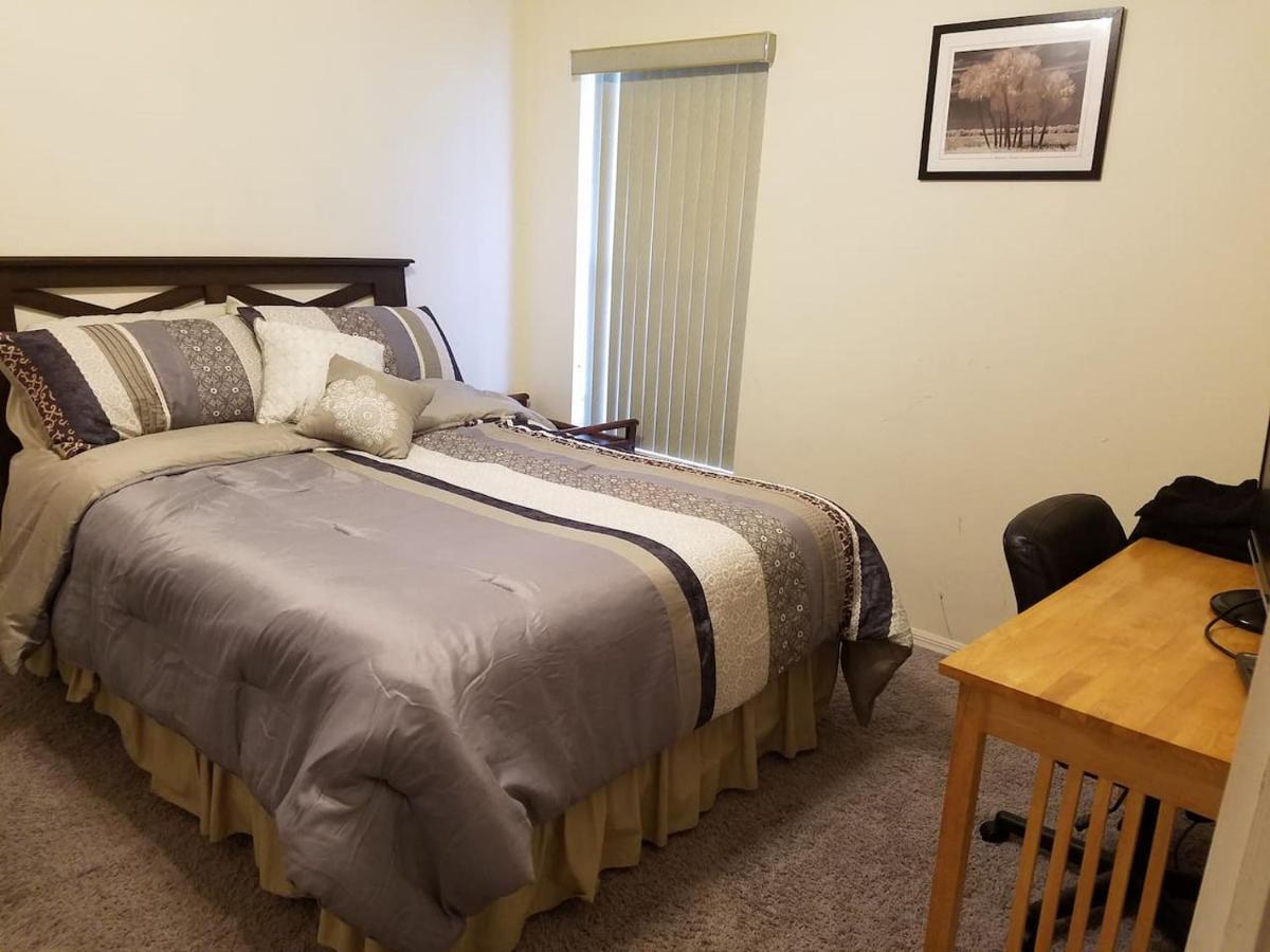 Cozy And Conveniently Located Pool Home With Free Wifi Tampa Extérieur photo